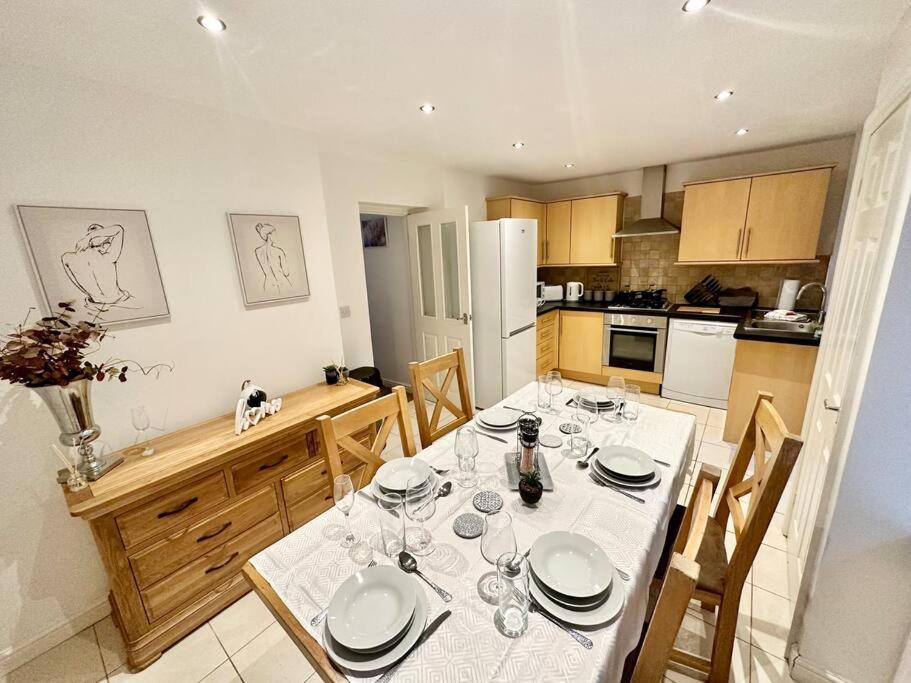 Cottage,Cinema Room,Log Burner Blaenavon ภายนอก รูปภาพ