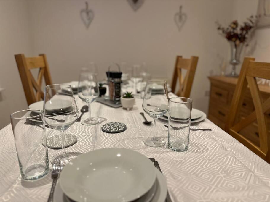 Cottage,Cinema Room,Log Burner Blaenavon ภายนอก รูปภาพ